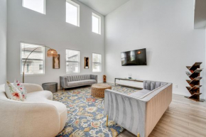 Patio and Game Room Spacious Home Near Disney!